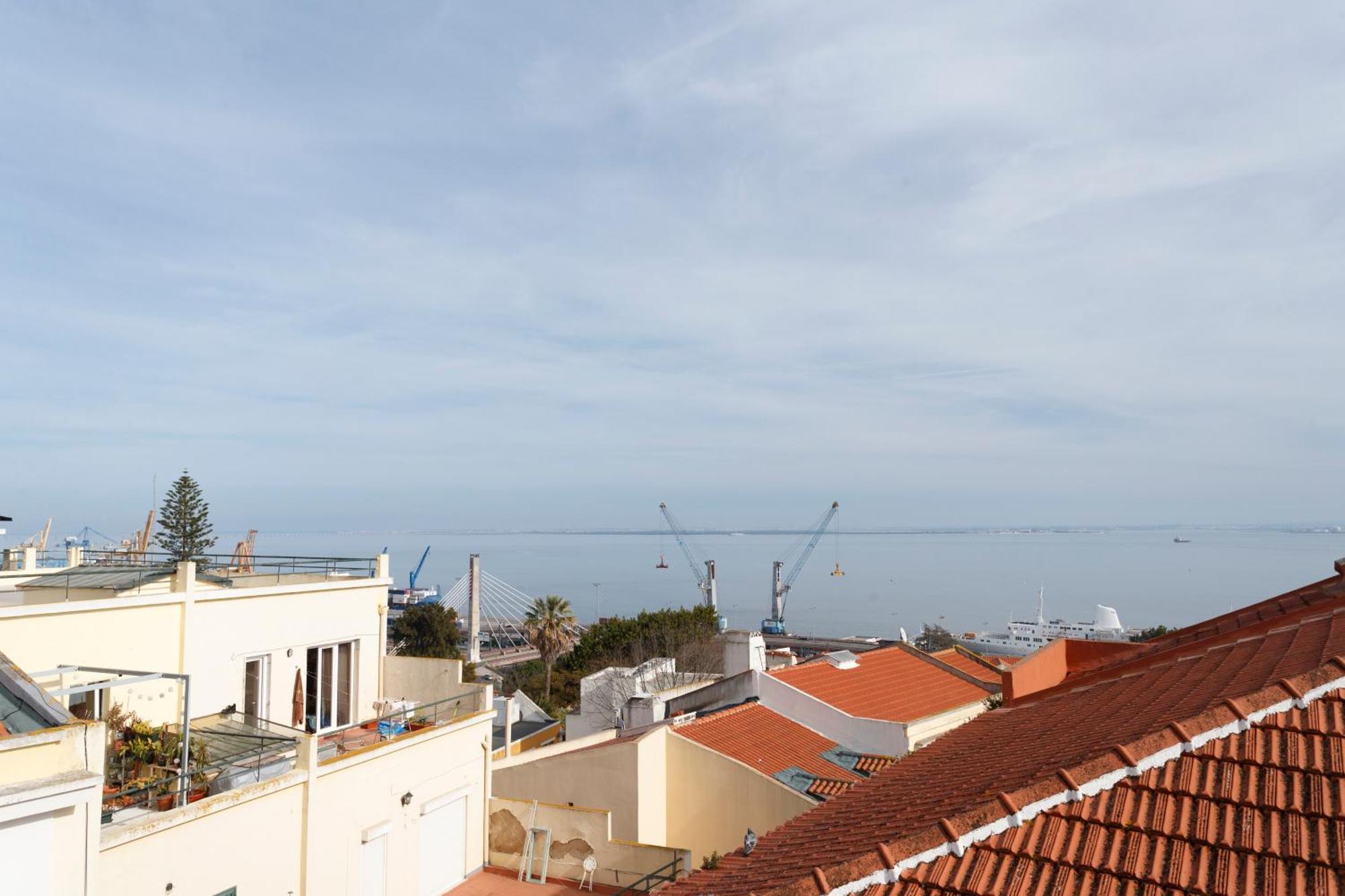 Barbadinhos Apartments In Lisbon Historic Neighborhood 외부 사진